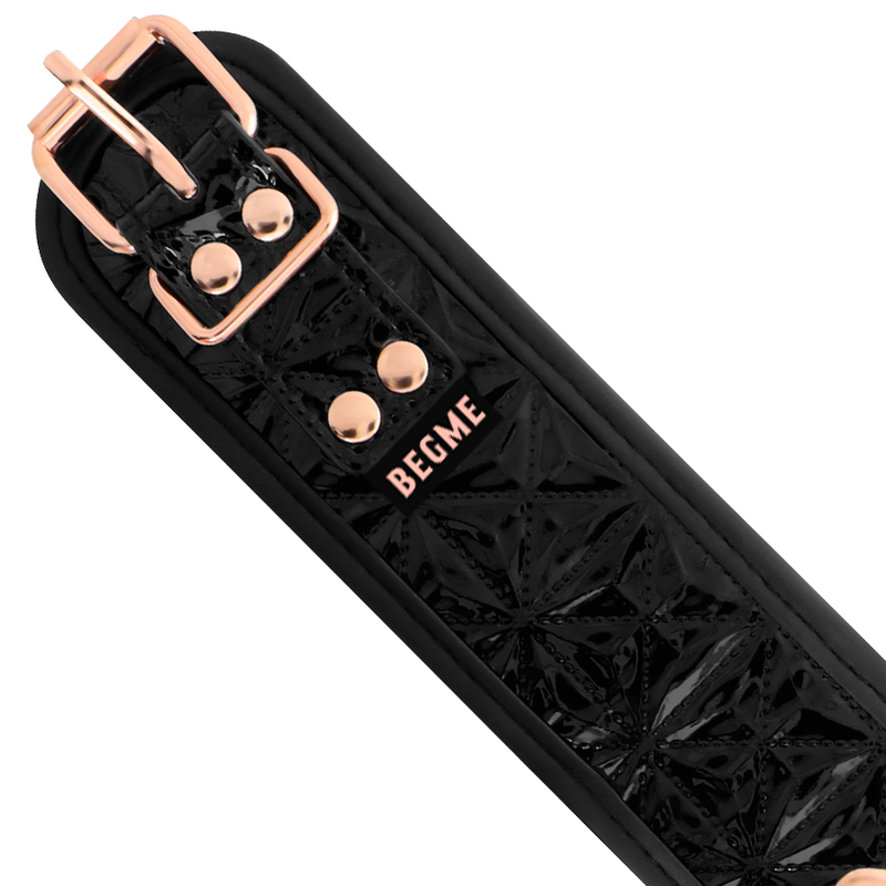 BEGME - COLLAR BLACK EDITION CON PINZAS PARA PEZONES CON FORRO DE NEOPRENO