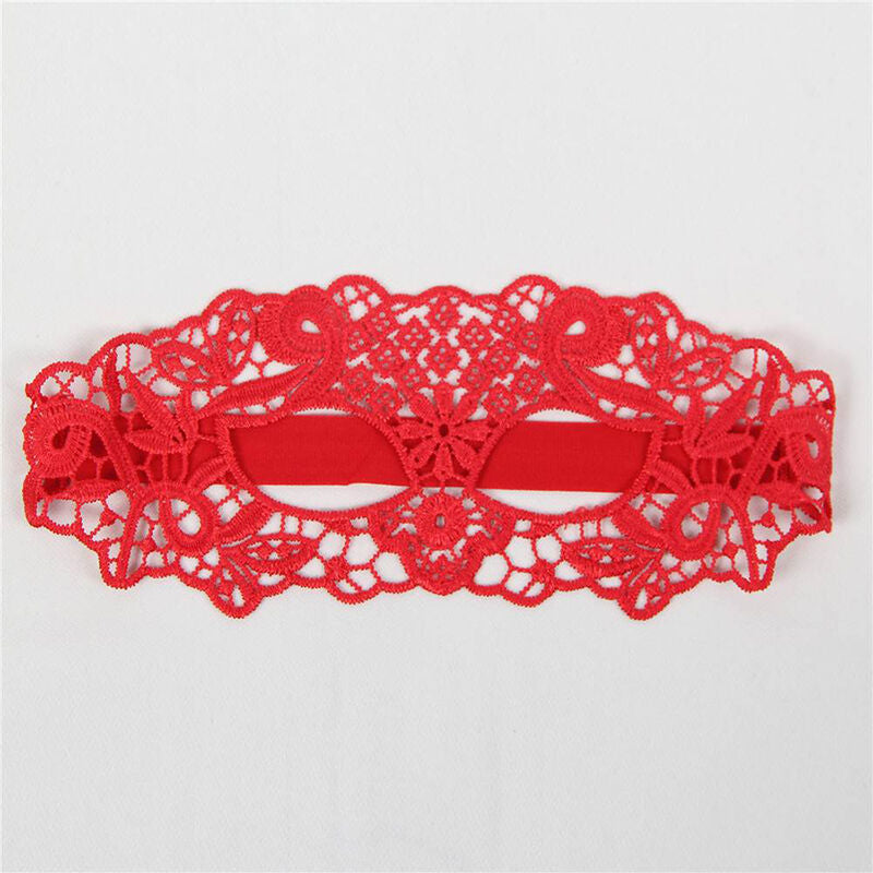 QUEEN LINGERIE - RED LACE MASK