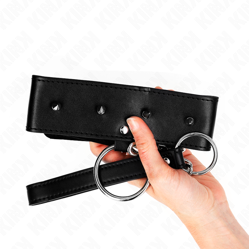 KINK - COLAR 65 CM COM CORREIA E TACHAS PRATEADAS MODELO 2 AJUSTÁVEL 36-43 CM X 5 CM