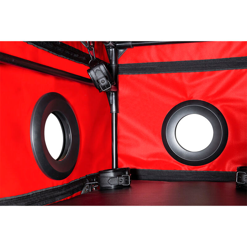 CÚPULA SECRETA - KINK CLUB LA NICHE CABAÑA NEGRA Y ROJA